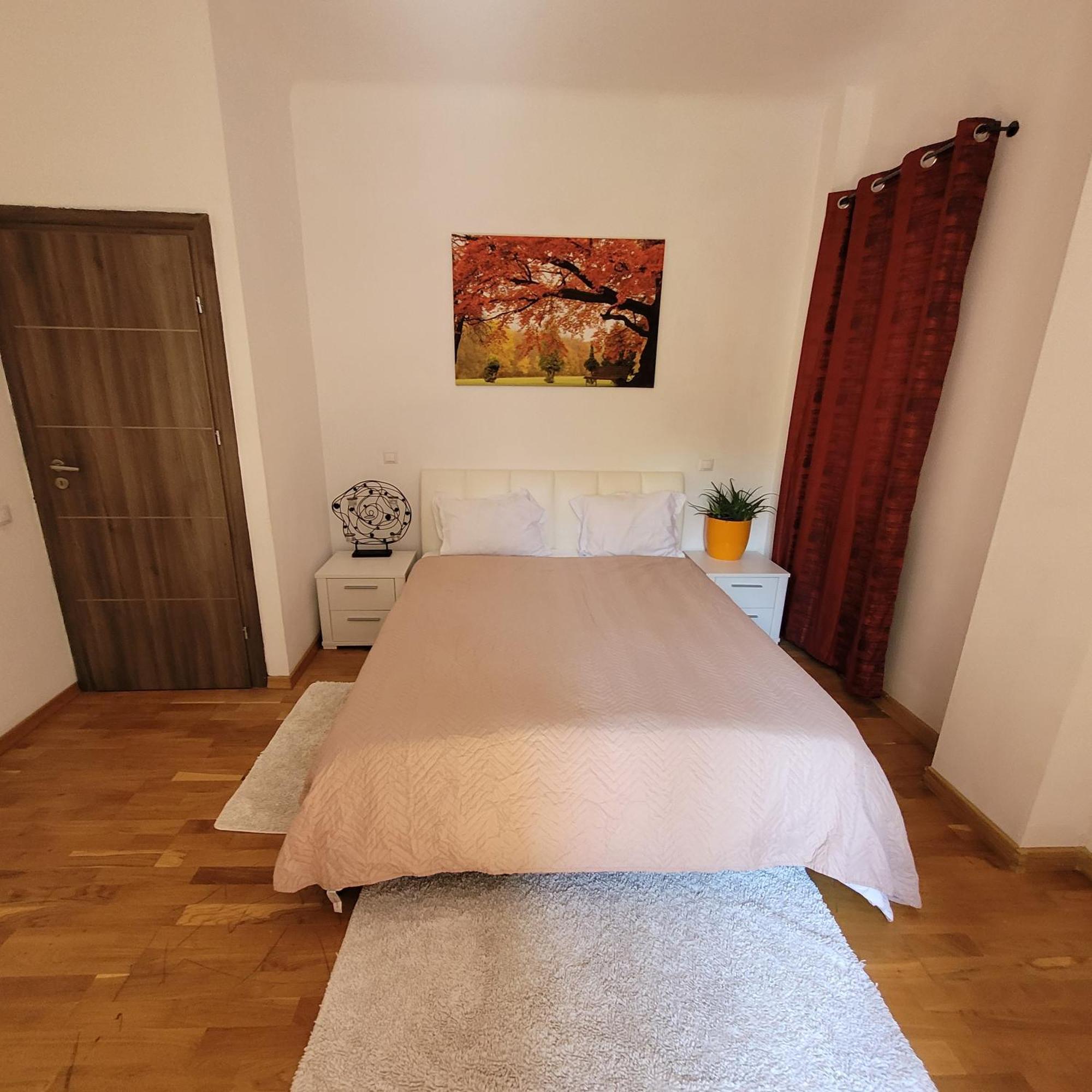 Anastasia Balcescu Apart 4 Self Check In Code From 2Pm Kitchen And Bedroom Bucharest Exterior photo